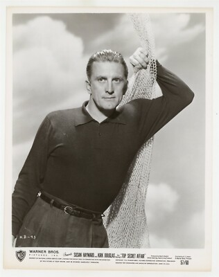 Kirk Douglas 1957 Beefcake Portrait 8x10 Buff Physique Male Photo J10468