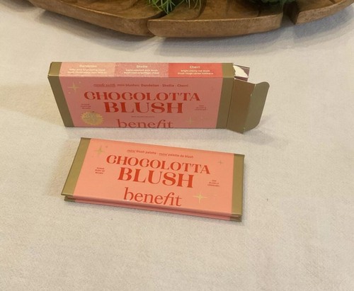 Benefit Cosmetics Mini Chocolotta Blush Palette~NIB - Picture 5 of 8