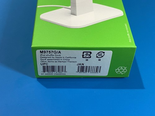 Sealed New Apple iPod shuffle Dock (for iPod shuffle 1st Generation) - Picture 6 of 6