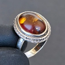 Vintage 925 Sterling Silver & Natural Baltic Amber Cabochon Ring