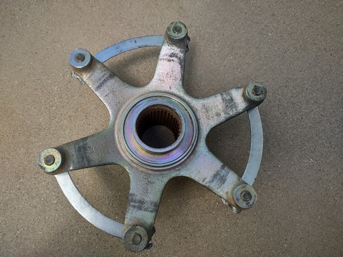 1989-2006 Yamaha YFS200 Blaster Rear Sprocket Hub OEM - Picture 2 of 4