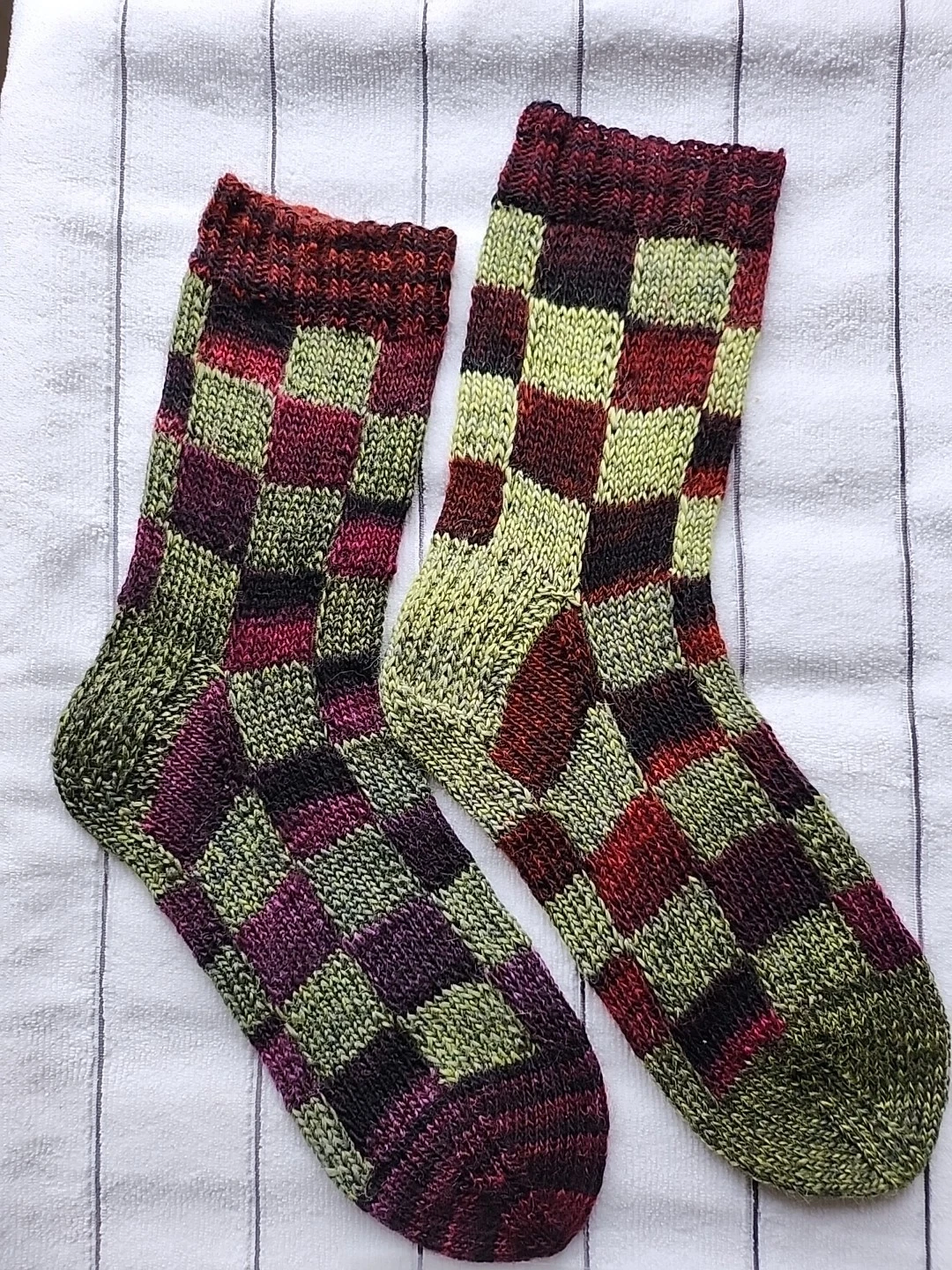Hand Knitted Wool Socks Size 4-6 #47