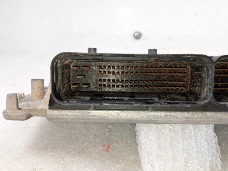 8200199726 centralina motore RENAULT MEGANE I CLASSIC LA0 1997 240230 - Immagine 3 di 4