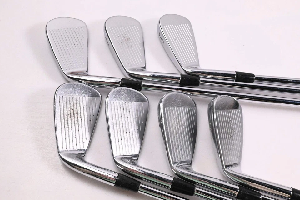 Titleist 712 AP2 Irons / 3-9i / Stiff Flex Dynamic Gold S300 Shafts - Image 3 of 4