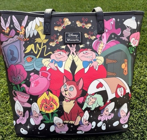 Loungefly Disney Alice im Wunderland Tasche Kunstleder LESEN