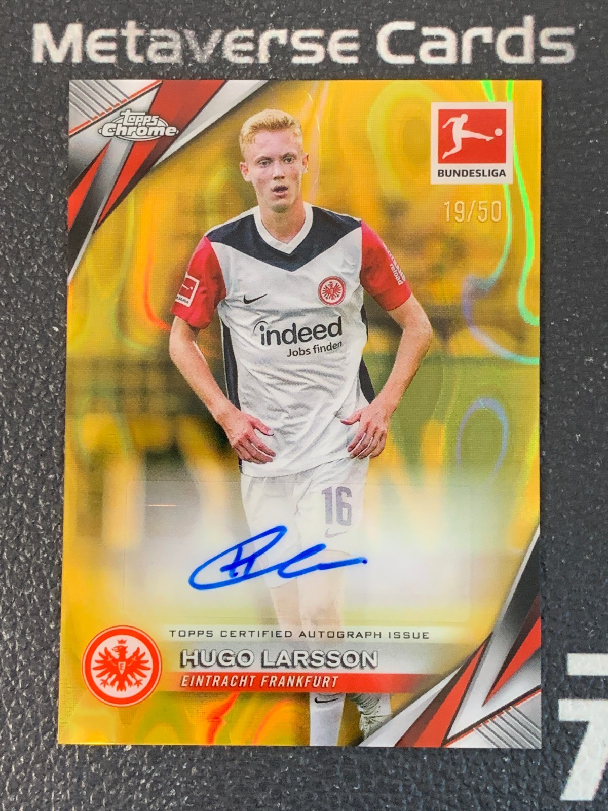 2024-25 Topps Chrome Bundesliga Hugo Larsson Gold Lava Refractor Auto /50