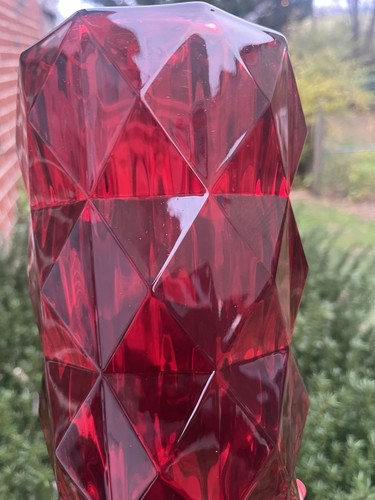Ruby Red  Ribbed Diamond  Pattern Crystal Glass Vase Very Heavy Elegant Quality - Picture 15 of 17
