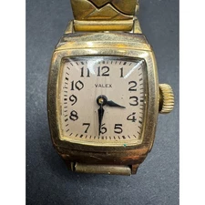 Vintage Valex Ladies Mechanical Watch Ingraham Canada Gold Tone Bracelet Band