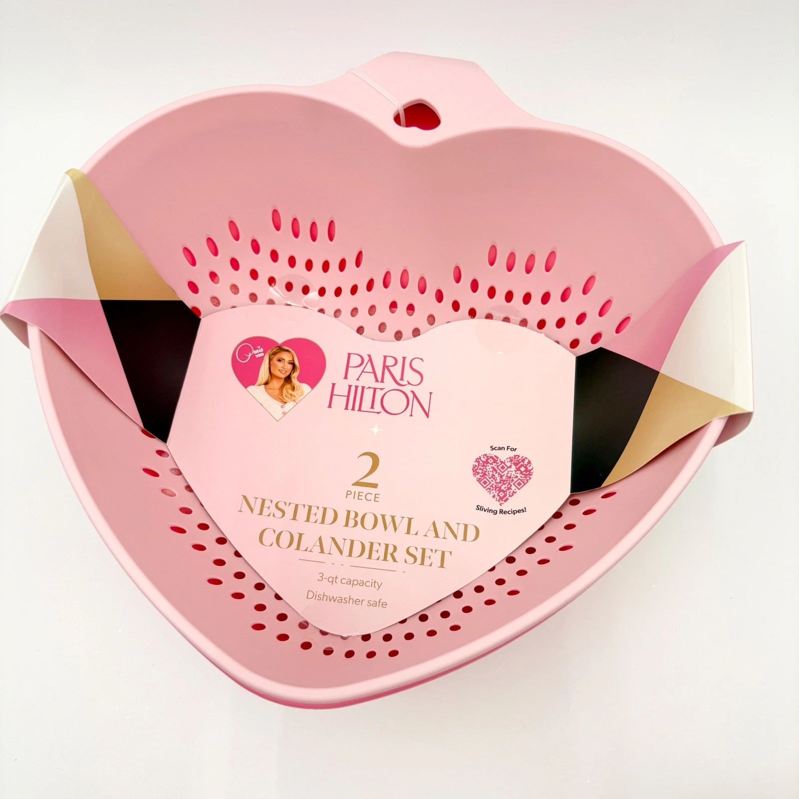 Paris Hilton Heart Shaped 2 Piece Nested Bowl and Colander Set Pink 3qt