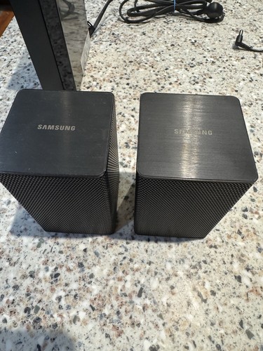 Samsung HW-Q6CR 5.1 Ch soundbar subwoofer wireless sistema surround Harman Kardon - Foto 10 di 15