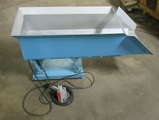 NO NAME VIBRATORY FEEDER HOPPER 40"L X 12"W X 10"D 115V 1PH - USED
