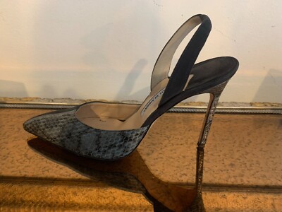 Manolo Blahnik Heels Size 40 / 10 US In Gray & Black half