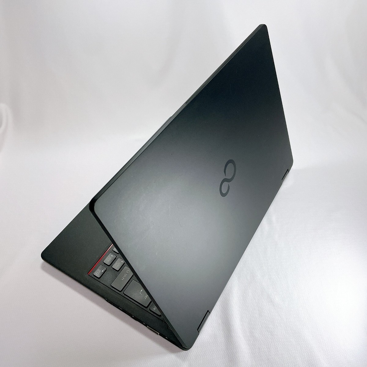 Fujitsu Lifebook U7310F Core i5-10310U 8GB RAM 256GB SSD