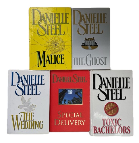 Danielle Steel 5 Books Hardcover Bundle Malice The Ghost The Wedding Vintage HC