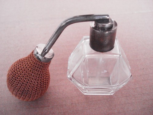 VAPORIZZATORE PROFUMO PICCOLO NEBULIZZATORE VETRO '40 VINTAGE DESIGN - Foto 3 di 5
