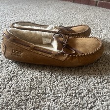 Ugg Dakota Moccasins 5612 Suede Sheepskin Brown Chestnut Slippers Women s 8