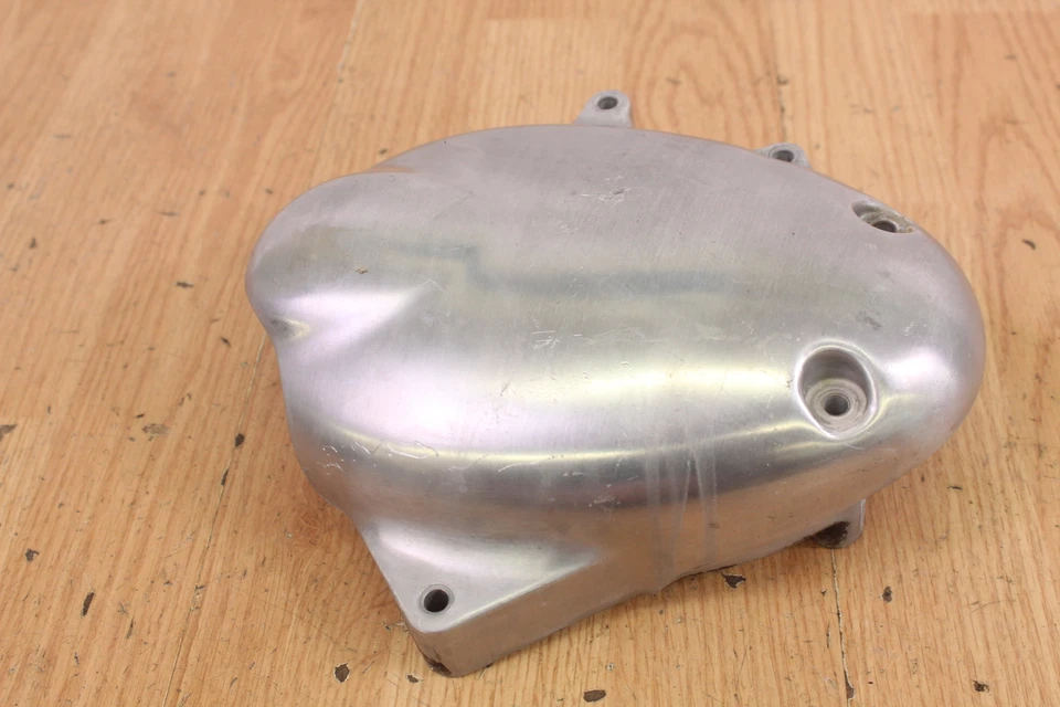 Triumph Thruxton 900 2008 cubierta de contraeje/piñón Foto 3 de 4