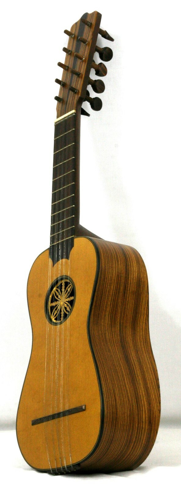 Foto 3 di 5