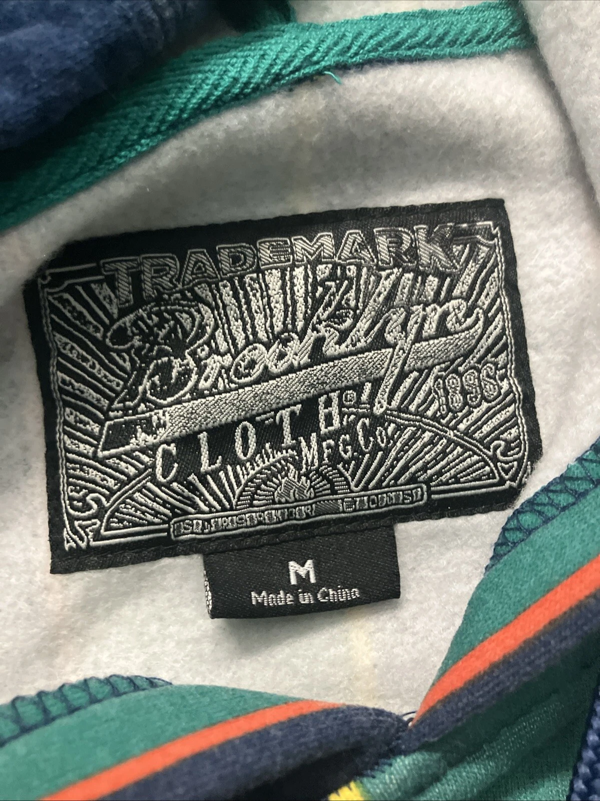 VETEMENTS Felpa con cappuccio Trademark Brooklyn Cloth Mfg Co a righe verde multicolore pullover media