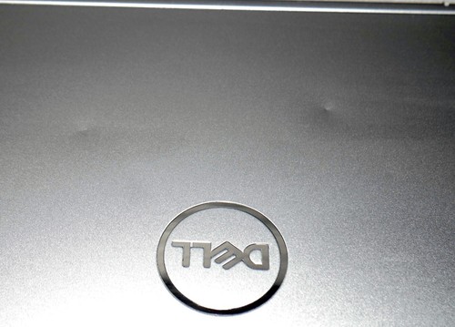 Dell Inspiron 15 7591 15,6" 2-n-1 Touchscreen Core i5-10210U 1,6GHz 8gb 512gb 11 - Bild 6 von 9