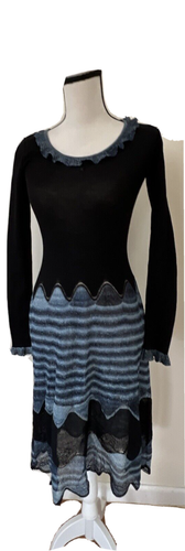 CHANEL Vtg CC Logo Long Sleeve Knit Dress Black/Blue Viscose Dress 38 - Picture 2 of 16