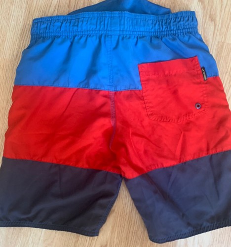 SPEEDO Boys  Red Blue Board/Swim Shorts-Trunks Size Medium - Picture 2 of 2