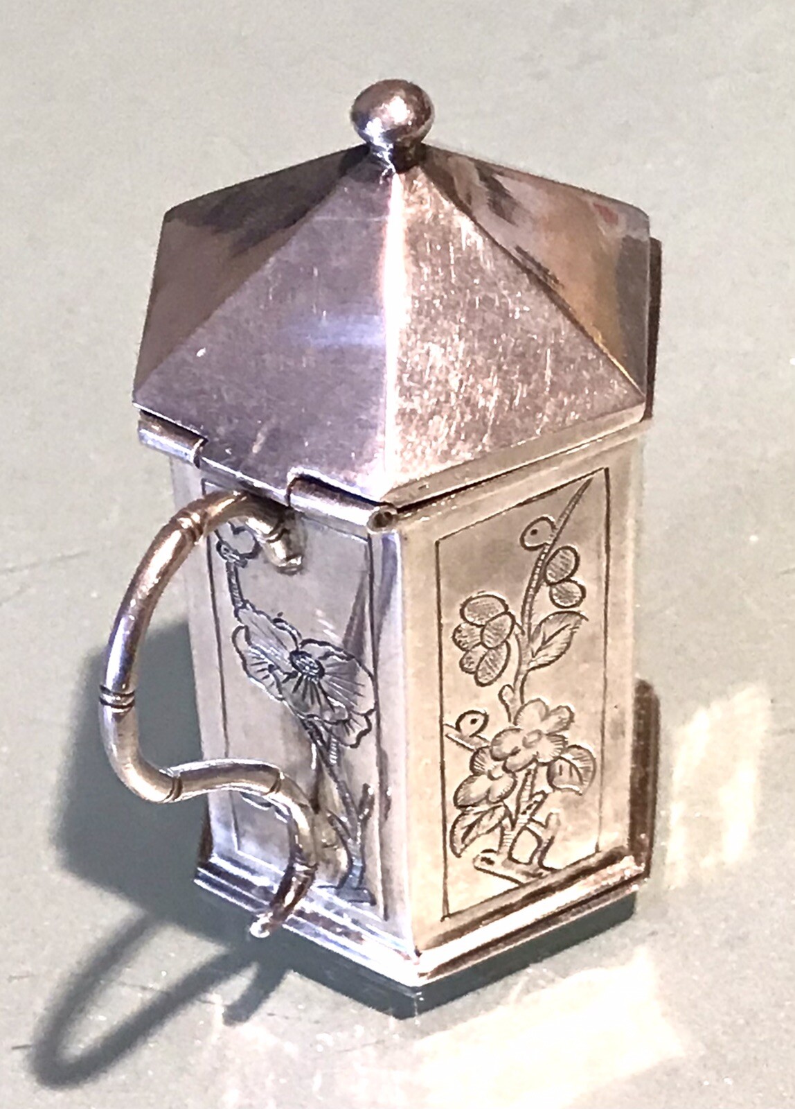 Picture 3 of 10