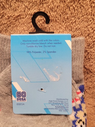 Go Sega Sonic the Hedgehog Fuzzy Babba + Bioworld Crew Socks Shoe size 8-12 NWT - Picture 7 of 12