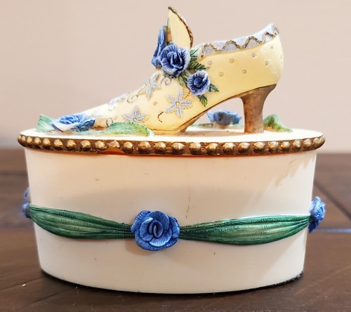 Portagioie Willow Hall scarpa vittoriana rosa alta 2,5 pollici - Foto 1 di 9