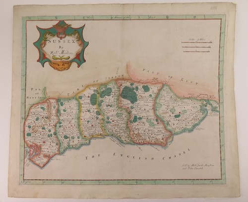 Original Robert Morden hand tinted map of Sussex. 1722 - Picture 2 of 9