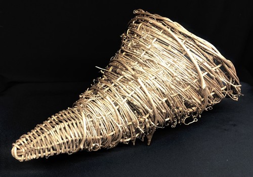 NWT 18" Thanksgiving Grapevine Gold Wicker Cornucopia Horn of Plenty Basket - Picture 2 of 5