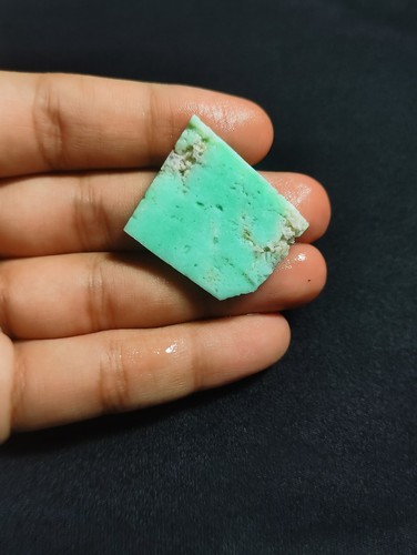 Natural Green Chrysoprase Slices - Excellent & Unique Color , Multiple variation - Picture 27 of 36