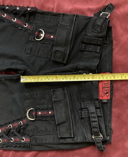 Tripp NYC Black Capri Pants Red Laces Goth Punk VTG Y2K Size 3 - Picture 8 of 22
