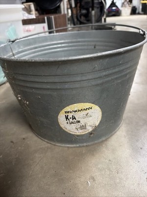 Brinkman Galvanized Metal Bucket Pail with Handle Rusted Vintage 14x7