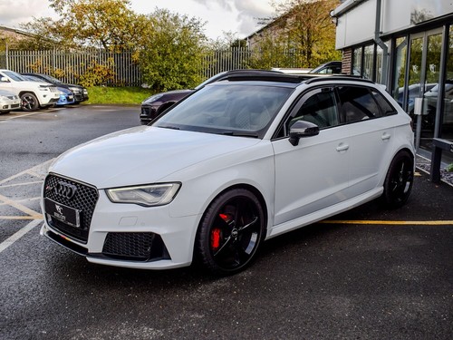 2016 Audi RS3 2.5 TFSI RS 3 Quattro 5dr S Tronic [Nav] HATCHBACK Petrol Automati - Picture 9 of 23