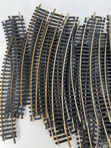 Atlas HO Scale Lot of (36) 15" R Curved Track Good Condition - Picture 3 of 6