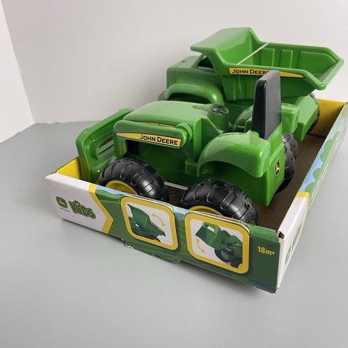 John Deere Dump Truck and Tractor Kids TOMY Sand Toy Plastic New In Box 18 Mo+ - Picture 4 of 5