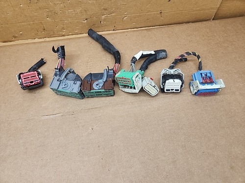 🏁 OEM 2009 DODGE RAM  FUSE BOX  POWER MODULE Connectors Wire Plugs #351 - Picture 2 of 7
