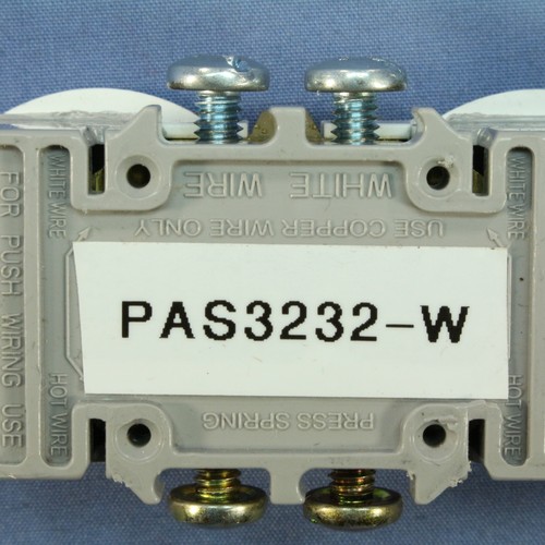 Pass & Seymour Legrand White Duplex Receptacle Outlet 15A 125V 3232-W Bulk - Picture 4 of 4