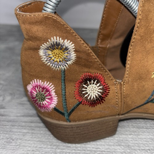 Indigo Rd Ankle Booties Women’s Size 7.5M Brown Suede Embroidered Floral - Picture 13 of 18
