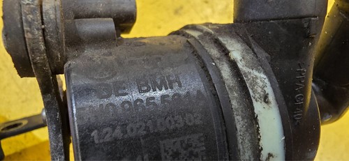 VW SCIROCCO 08-14 2.0 TDI CFH DIESEL ENGINE AUXILIARY WATER PUMP 5N0965561A - Picture 4 of 4