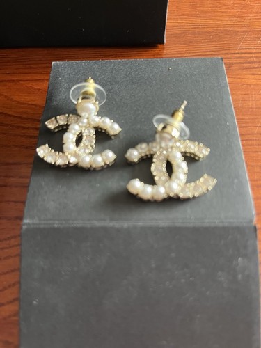 Chanel Crystal Pearl Dazzling Domino CC Drop Earrings - Picture 4 of 6