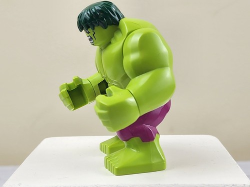 LEGO Hulk from set #76078 sh0371 (2017) Bruce Banner Green Hulk Minifigure NEW  - Picture 3 of 9