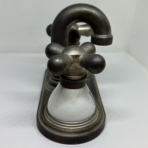 Vintage Stoneware Cracker Barrel Salt & Pepper Shakers Unique Look "Sink Faucet" - Picture 2 of 6