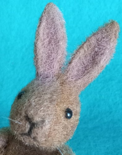 Vintage beflockter flauschiger Hase Kaninchen bewegliche Figur Puppe klein - Bild 3 von 7