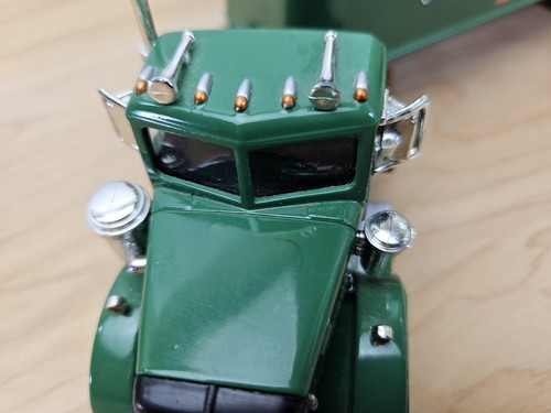ERTL Cab & Trailer 1:25 Peterbilt Semi Truck RAILWAY EXPRESS AGENCY - Picture 18 of 21