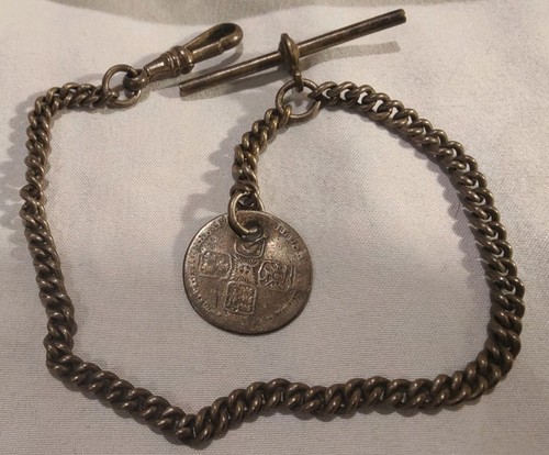 Moneda de 2º chelín de plata británica Jorge II 1727-1760 en cadena de llavero de reloj - Imagen 4 de 8