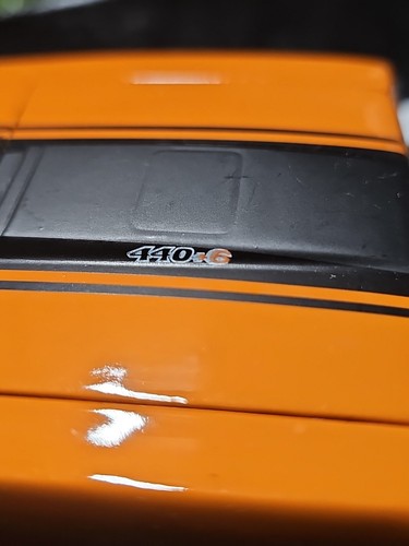 Maisto 1970 Plymouth GTX 1:24 auto pressofusa senza scatola - Foto 11 di 17