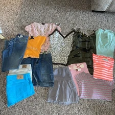 JUNIOR LOT 13 Mixed PCs Summer Name Brands SIZE XS/S
