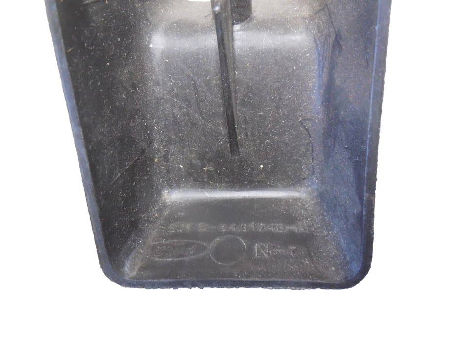 Cubierta de perno de asiento delantero Lincoln Town Car 1981-1982 E0VB-5461748-AA nuevo de lote Foto 3 de 3